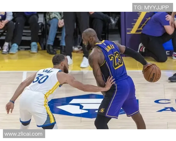 2017年湖人队与掘金队季前赛精彩回顾与赛后分析