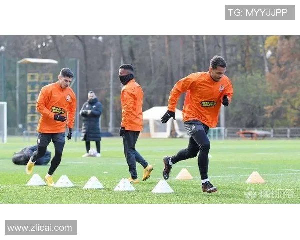 门兴与矿工精彩对决数据回放分析及比赛亮点总结 门兴与矿工精彩对决数据回放分析及比赛亮点总结