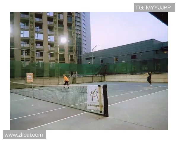 每天都能享受网球乐趣的精彩生活体验与技巧分享 每天都能享受网球乐趣的精彩生活体验与技巧分享